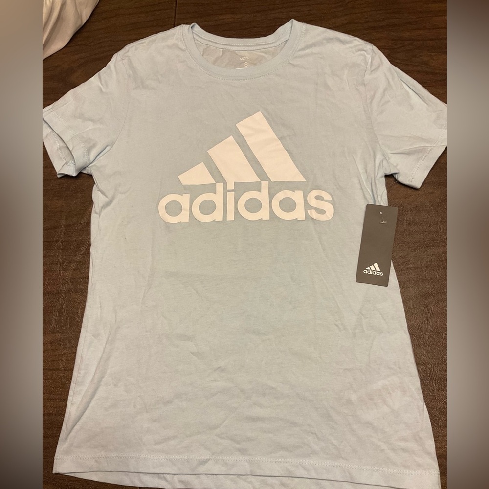 Adidas golf logo t-shirt Lt blue Sz Small color:sky/white NEW